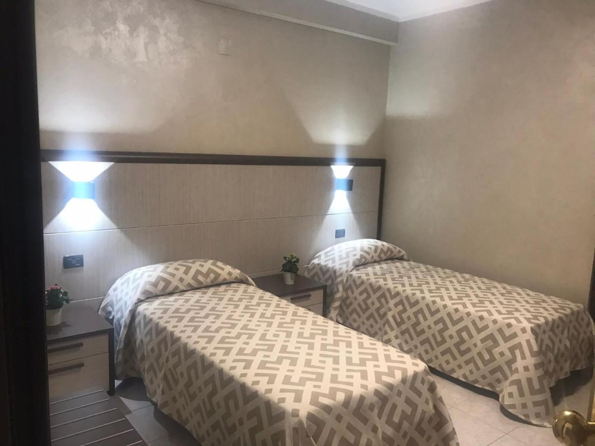 Al Dolmen Bed & Breakfast มอนเต ซานตานเจโล ภายนอก รูปภาพ